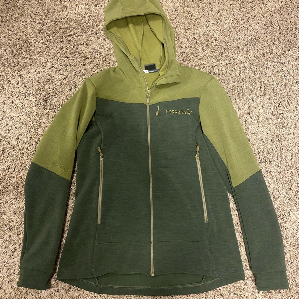 Noronna Women’s Falketind Warm Wool 2 Stretch Zip Hooded Jacket size Medium